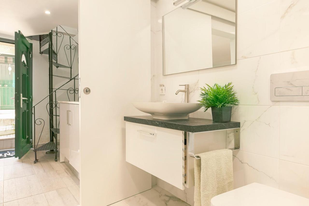 Cosy Duplex House In Downtown Lisboa Villa Dış mekan fotoğraf